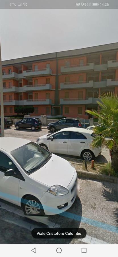 Appartamento Fronte Mare Porto Recanati Kültér fotó
